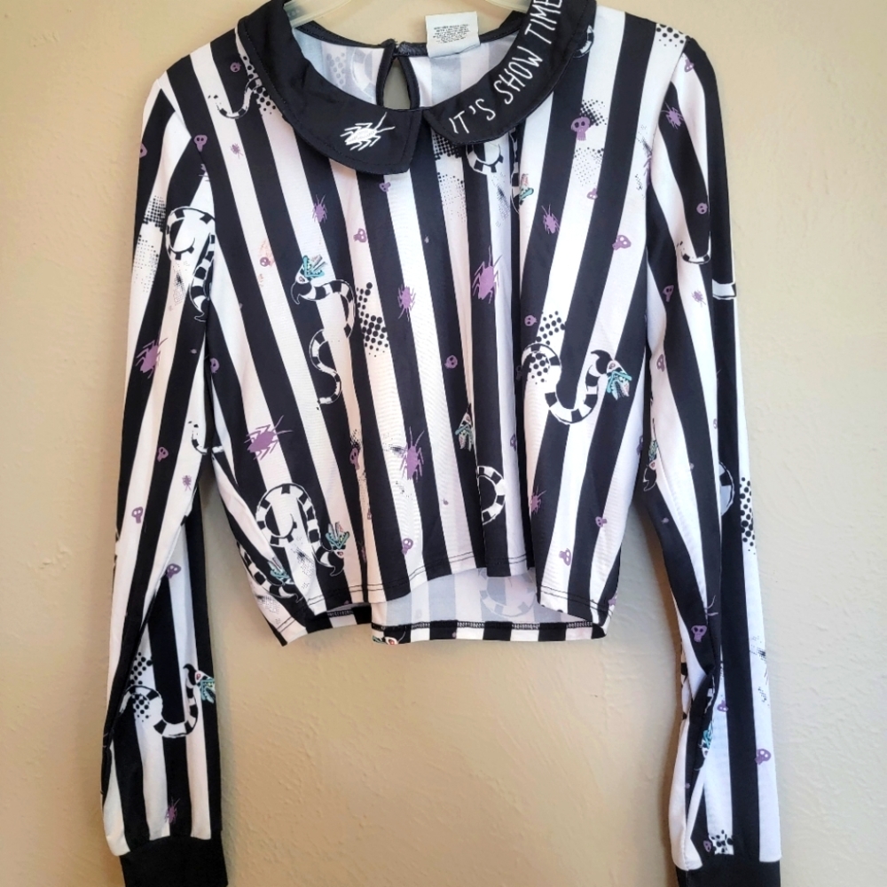 Graphic blouse Beetlejuice